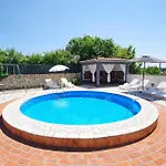 House Nena בית נופש
