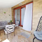 House Nena בית נופש פולה
