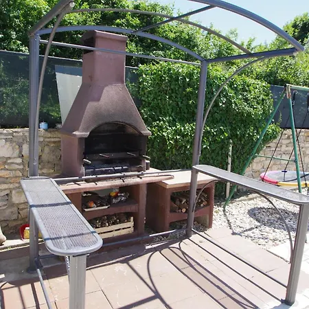 House Nena Semesterbostad Pula