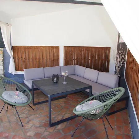 House Nena Semesterbostad