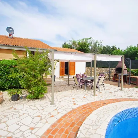 Holiday home House Nena Pula