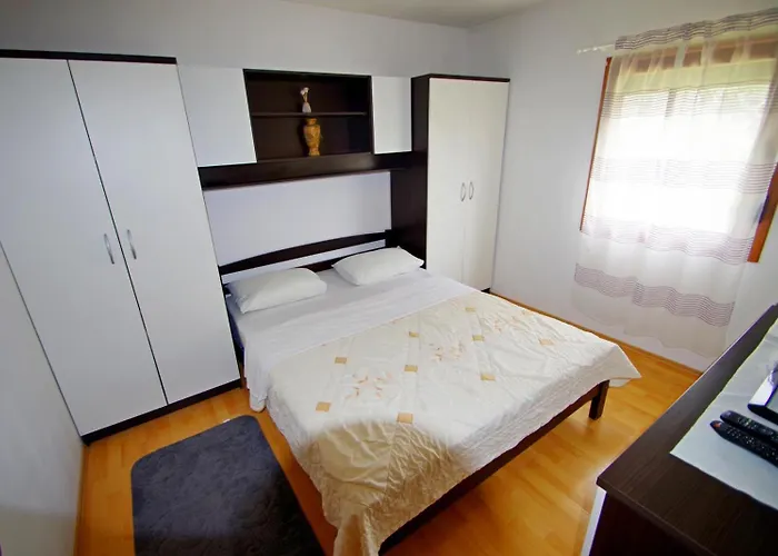 House Nena 펜션 *